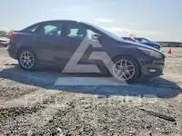 2015 Ford FOCUS фото