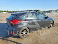 2015 Ford FOCUS photo