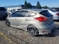 2015 Ford FOCUS фото