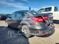 2015 Ford FOCUS фото