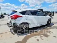 2015 Ford FOCUS фото