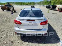 2015 Ford FOCUS photo
