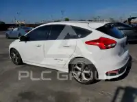 2015 Ford FOCUS фото