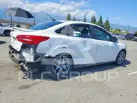 2015 Ford FOCUS фото