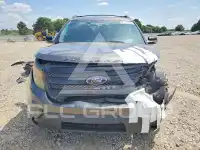 2015 Ford EXPLORER photo