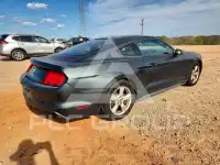 2015 Ford MUSTANG photo