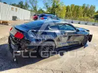 2015 Ford MUSTANG фото