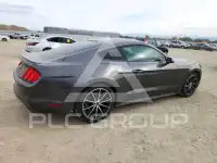 2015 Ford MUSTANG фото