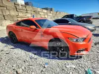 2015 Ford MUSTANG photo