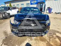 2015 Ford MUSTANG фото