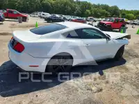 2015 Ford MUSTANG photo