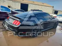 2015 Ford MUSTANG фото