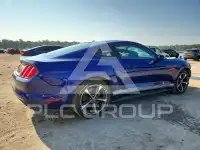 2015 Ford MUSTANG photo
