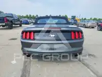 2015 Ford MUSTANG фото