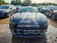2015 Ford MUSTANG фото