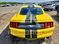 2015 Ford MUSTANG фото