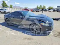 2015 Ford MUSTANG photo