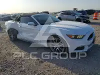 2015 Ford MUSTANG фото