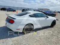2015 Ford MUSTANG photo