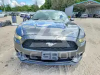 2015 Ford MUSTANG photo