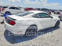 2015 Ford MUSTANG photo