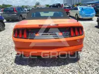 2015 Ford MUSTANG фото