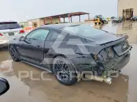 2015 Ford MUSTANG photo