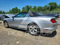 2015 Ford MUSTANG photo