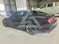 2015 Ford MUSTANG photo