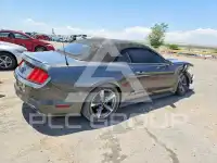 2015 Ford MUSTANG photo