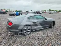 2015 Ford MUSTANG photo