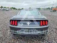 2015 Ford MUSTANG photo