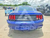 2015 Ford MUSTANG фото