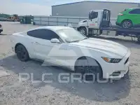 2015 Ford MUSTANG photo