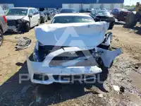 2015 Ford MUSTANG photo