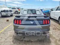 2015 Ford MUSTANG photo