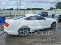 2015 Ford MUSTANG photo
