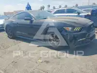 2015 Ford MUSTANG фото