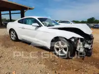 2015 Ford MUSTANG photo