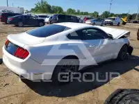 2015 Ford MUSTANG photo