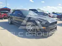 2015 Ford MUSTANG фото
