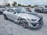 2015 Ford MUSTANG фото