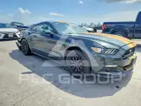 2015 Ford MUSTANG photo