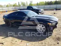 2015 Ford MUSTANG photo