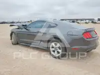2015 Ford MUSTANG photo