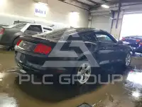 2015 Ford MUSTANG photo