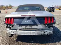 2015 Ford MUSTANG photo