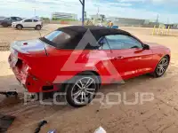 2015 Ford MUSTANG photo