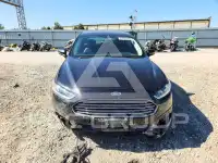 2015 Ford FUSION фото