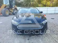 2015 Ford FUSION фото